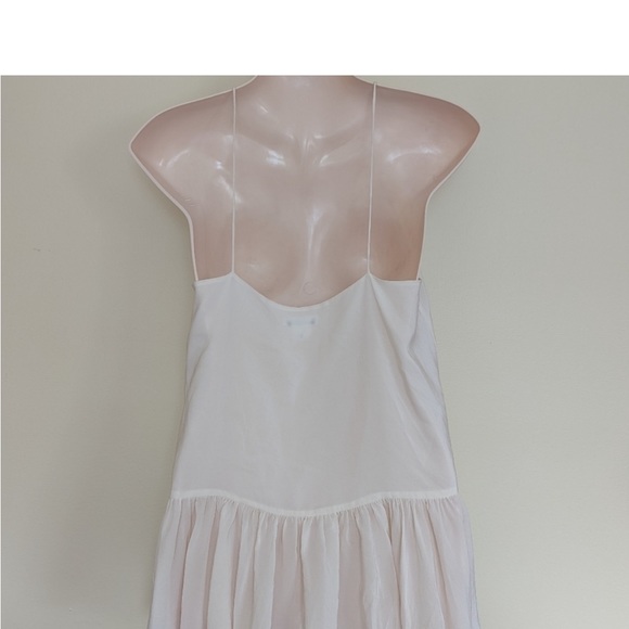EUC Club Monaco white 100% silk peplum camisole size XS - Picture 4 of 9